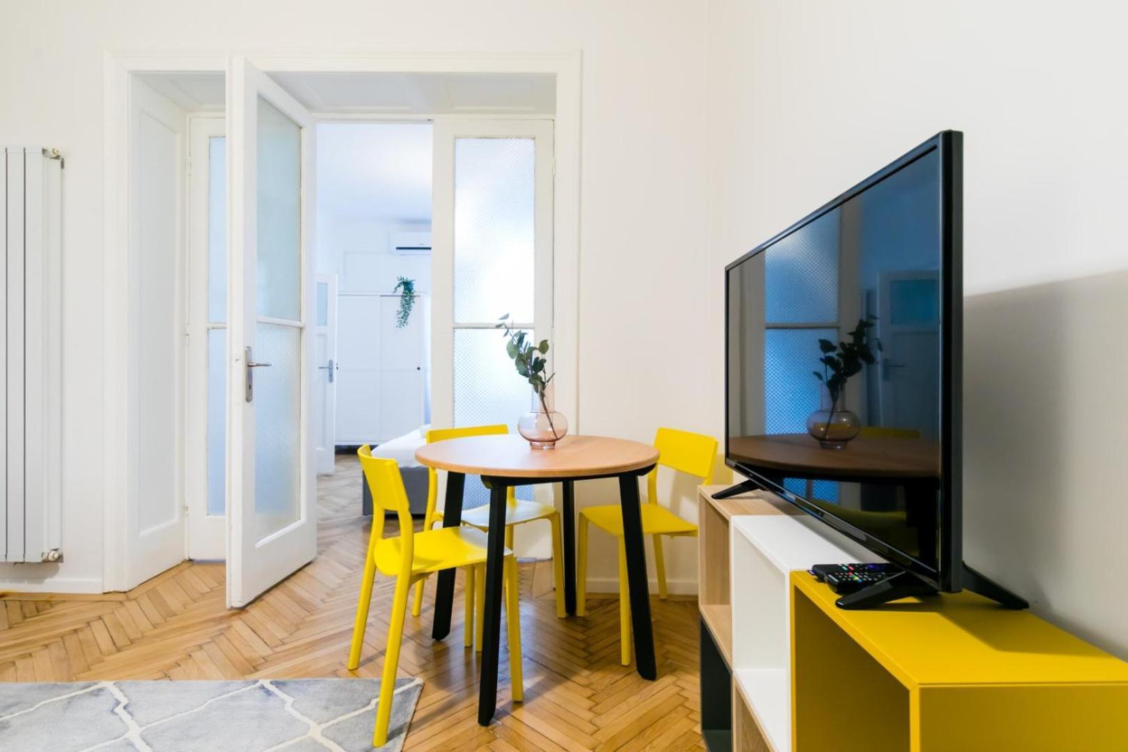 Heart Of The City - Cozy Apartments In Prime Location Bukarest Zimmer foto