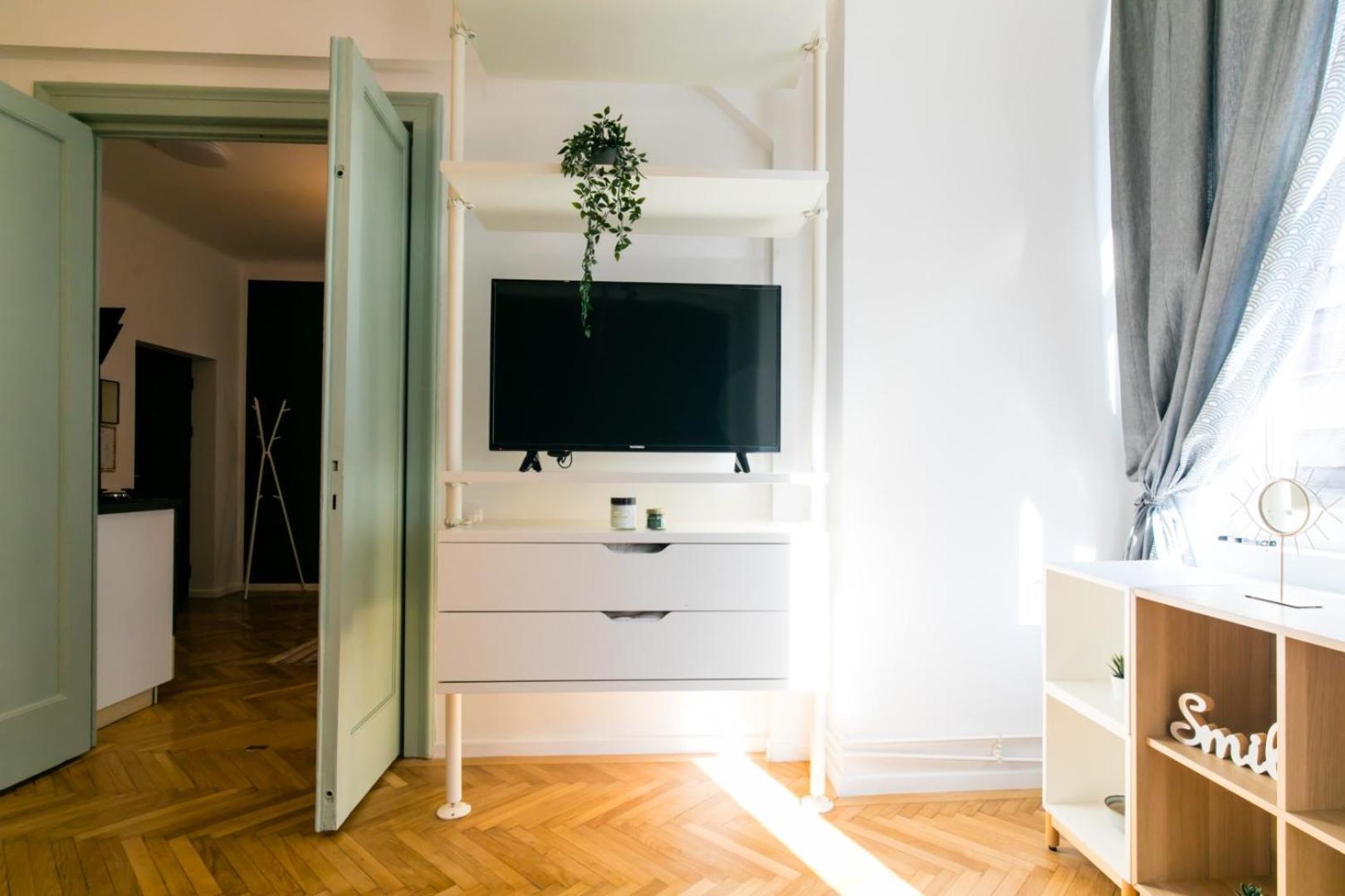Heart Of The City - Cozy Apartments In Prime Location Bukarest Zimmer foto